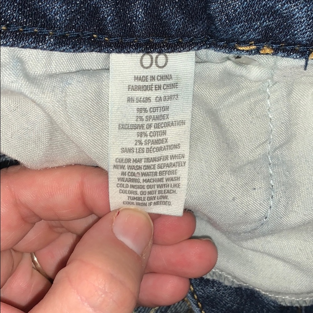 Shorts - Picture 3 of 3